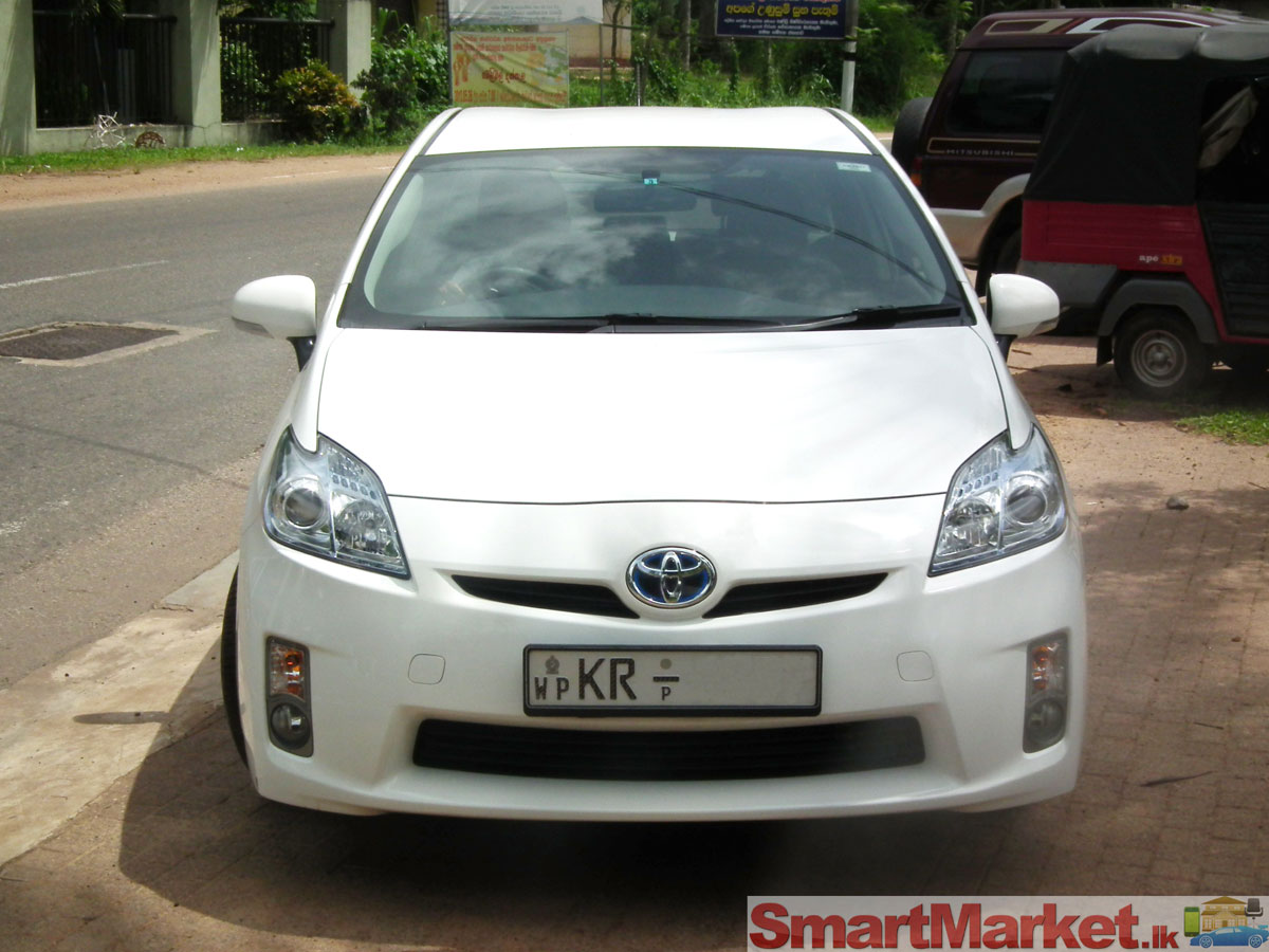 Toyota Prius Car for immediate Sell