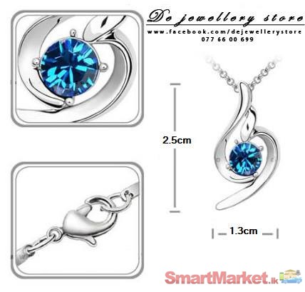 Crystal Pendant with Necklace - Sweet Whirl