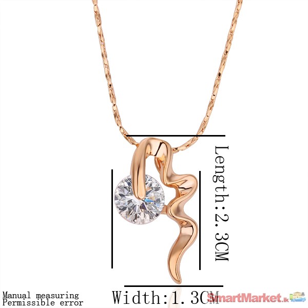Gold Plated Crystal Pendant Necklace