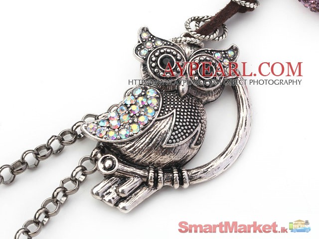 Coral and Owl Shape Accessory Necklace Is Sold At $4.64