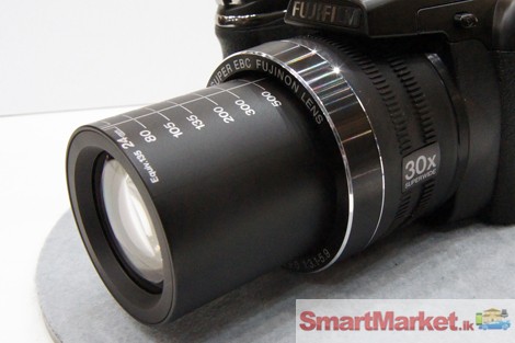 Fujifilm Fine Pix S4500  30X super zoom camera