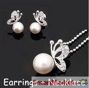 Silver and white pearl- Necklace and pair of Earrings (Full Set)