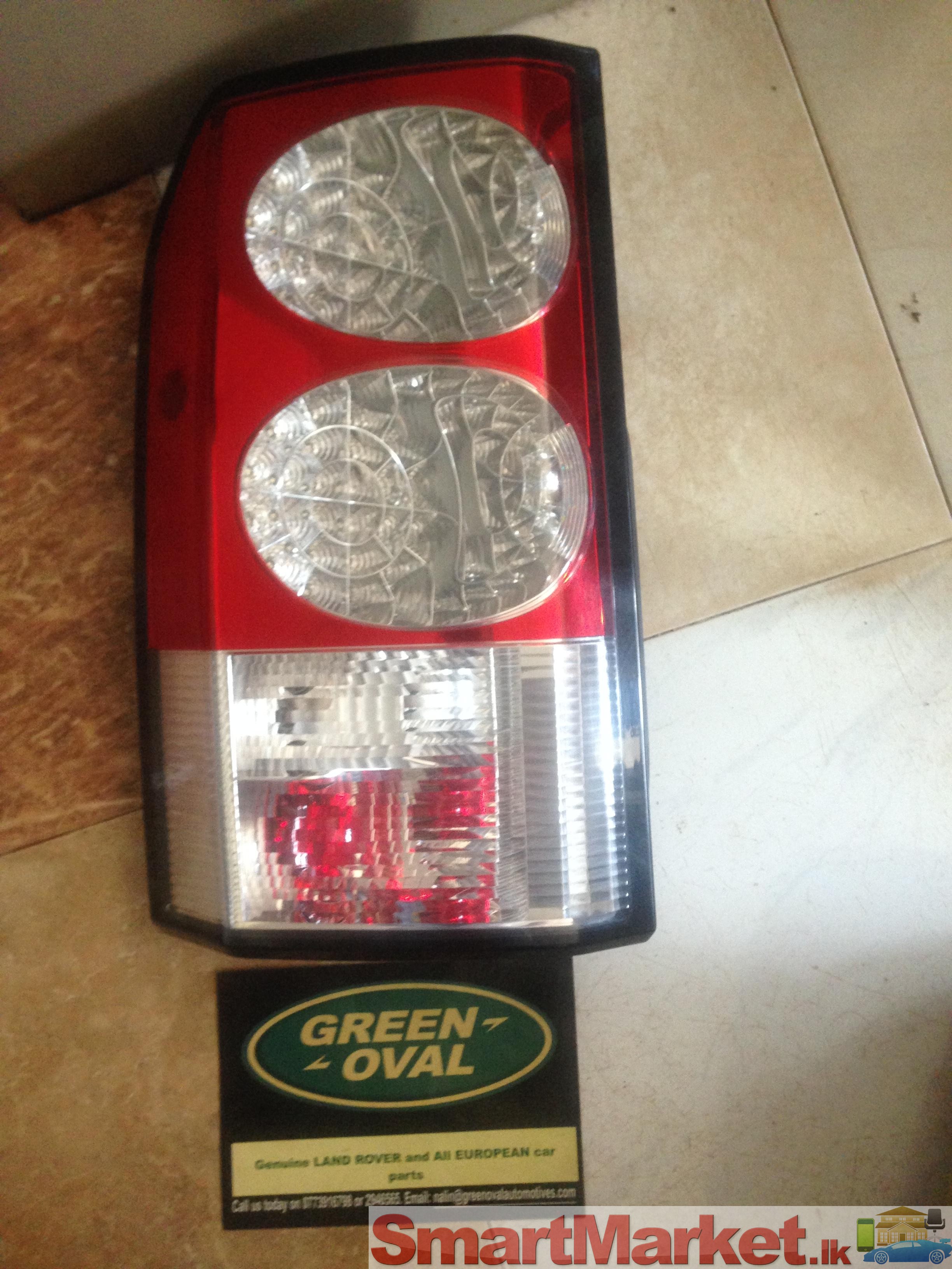DISCOVERY 4 TAIL LIGHT