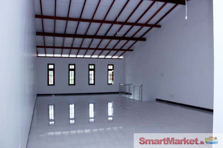 Two Storied Commercial Building for Rent in Gampaha