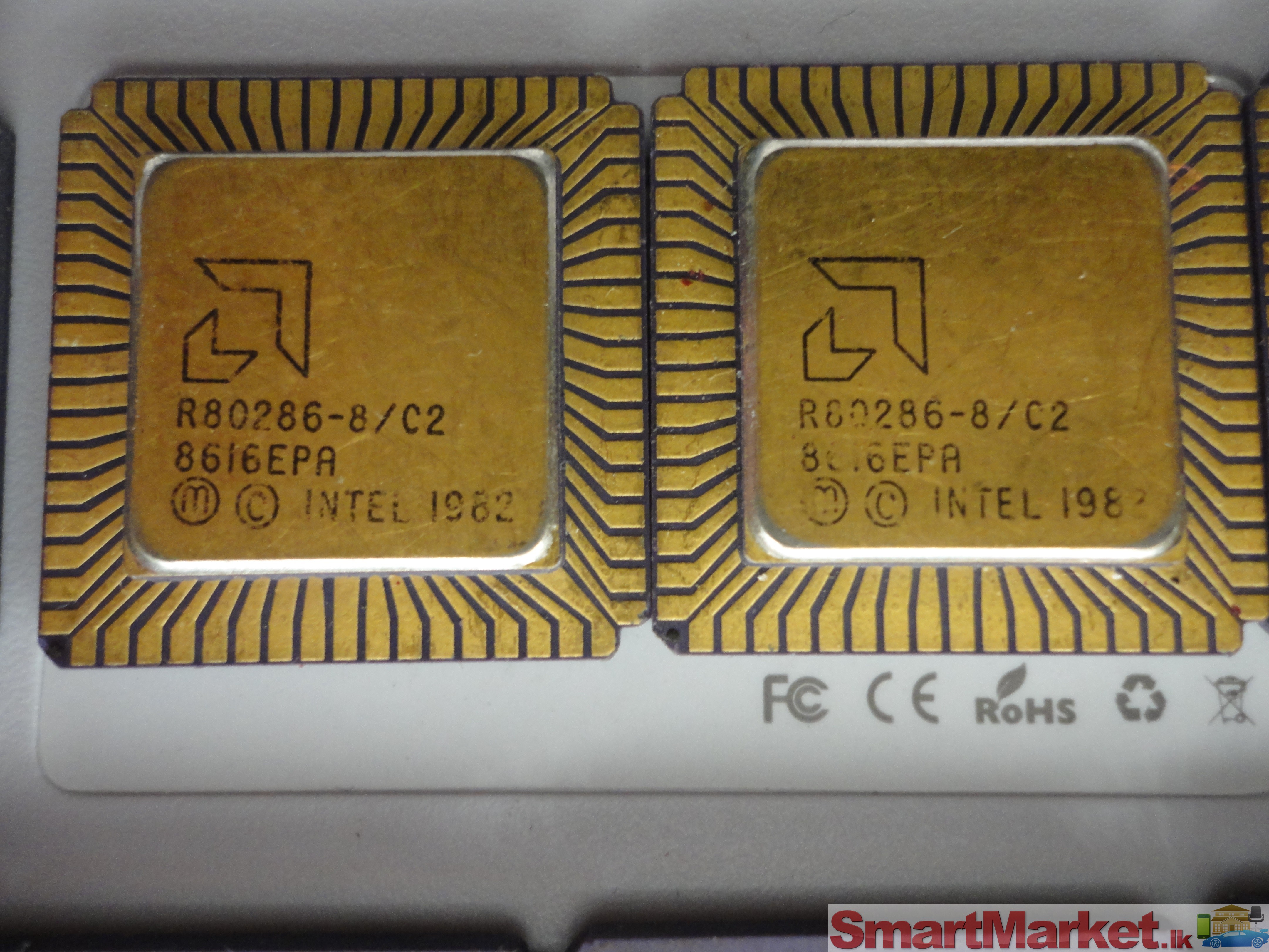 Antique intel 1982 processor R80286