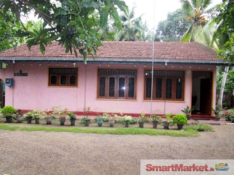 House for Sale in Bandaranayakepura, Gampaha.