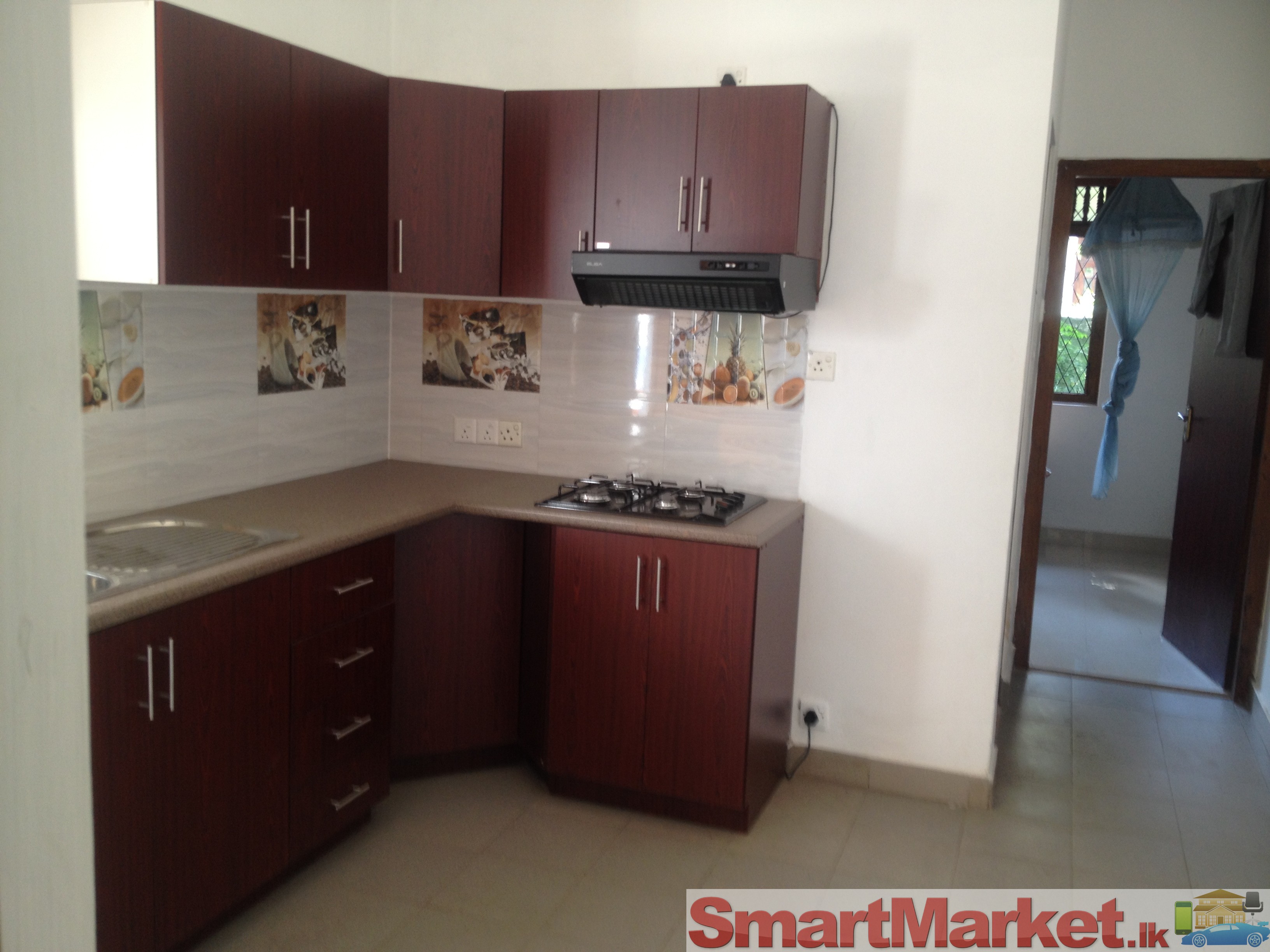 6 BR House near Dalugama Campus & Colombo Kandy Road / share with 2 joined families OR with your own