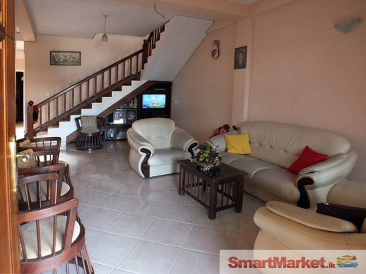 Three Storied House for Sale in Gampola, Kandy.