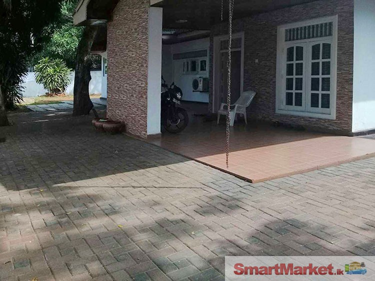 Complete House for sale in Hambantota