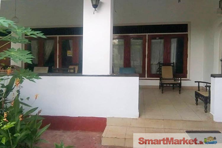 17.75 Perches Land with House for Sale at Nawala Road, Nugegoda