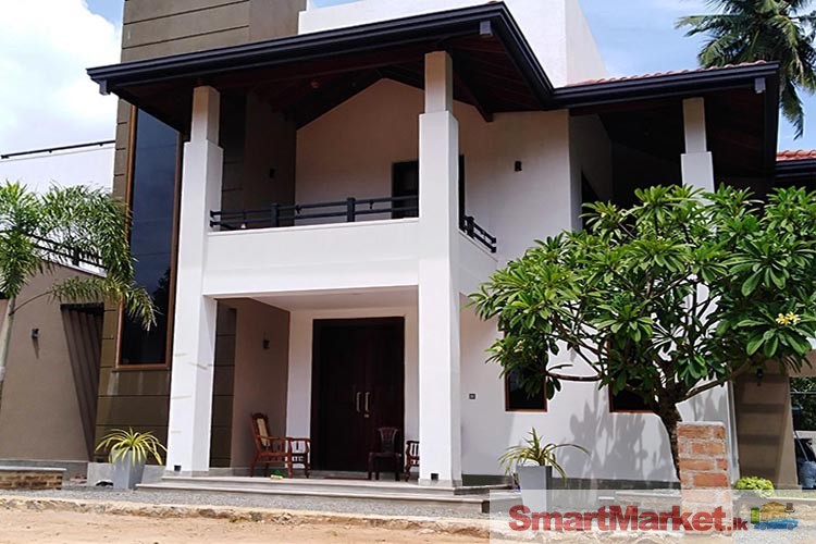 Newly built Luxury House for Rent/ Lease in Kochchikade