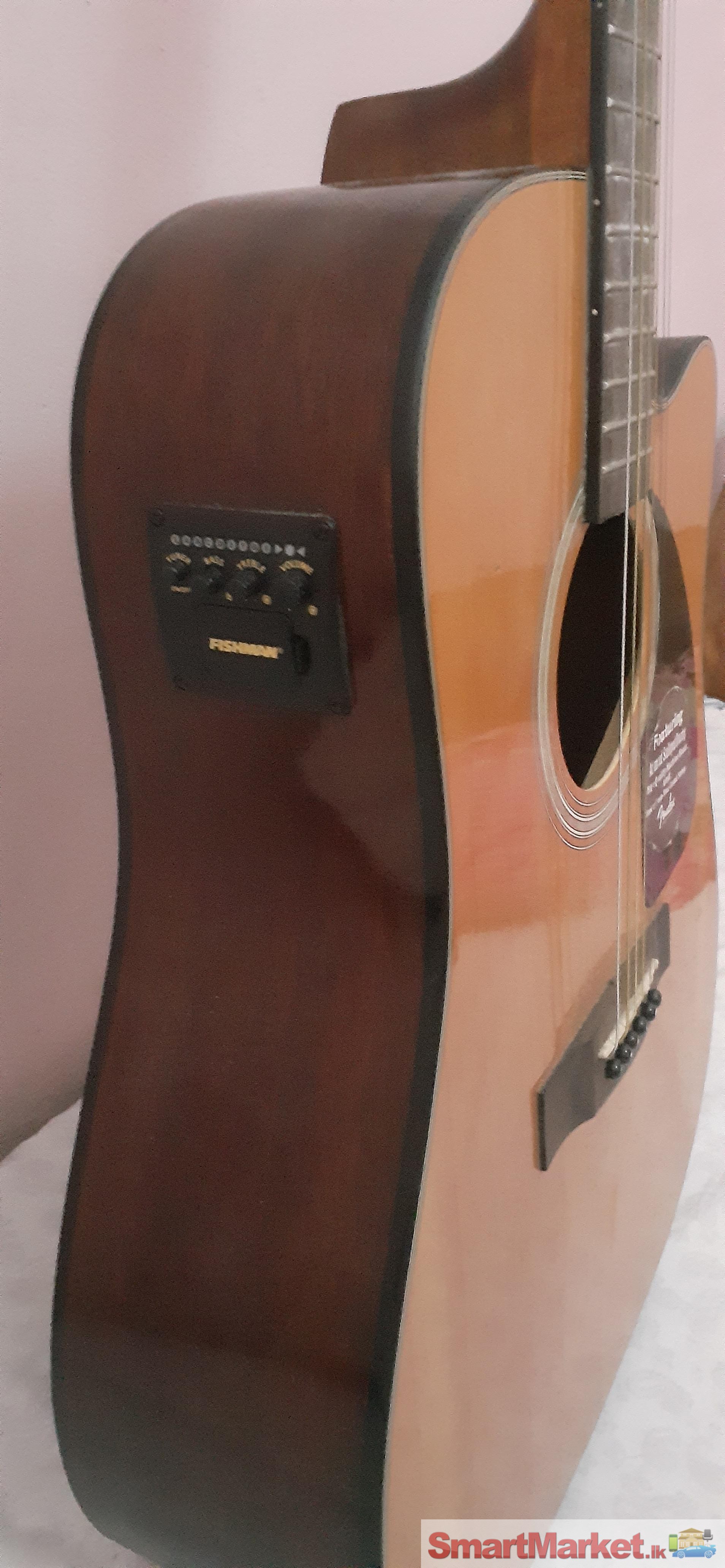 Fender semiacoustic guitar