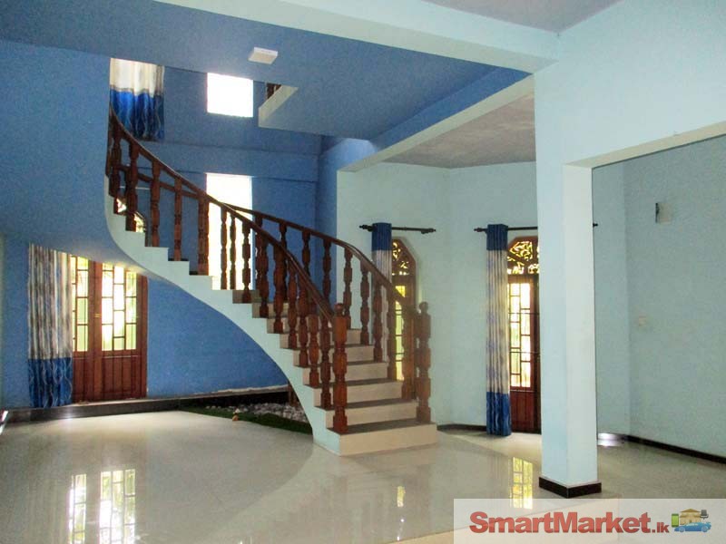 Two Storied House for Sale at Oruthota Road, Gampaha.