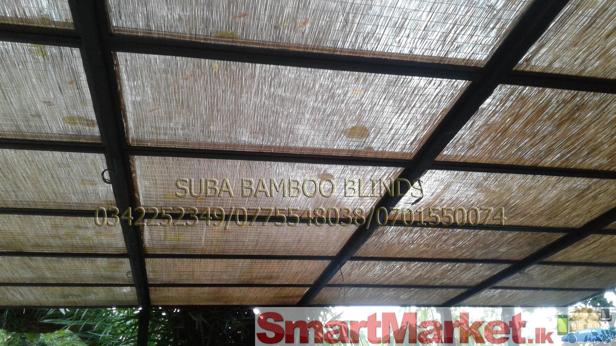 Bamboo blinds , curtains . bata palali