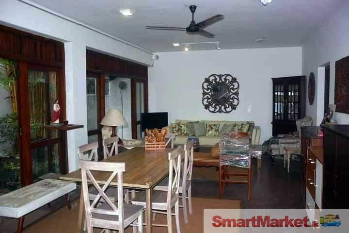 Two storied House for Rent in Havelock Town, Colombo 05