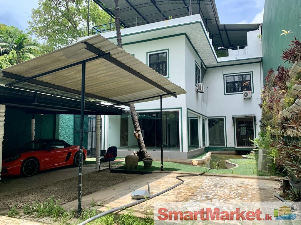 HOU/RE-0006 House for Rent at Barnes Place, Colombo 7